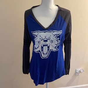 UK wildcard long sleeve large v neck